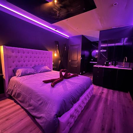 Dark Room Blois - Love Room Saint-Gervais-la-Forêt Екстериор снимка