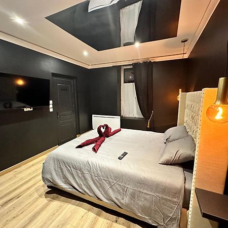 Dark Room Blois - Love Room Saint-Gervais-la-Forêt Екстериор снимка